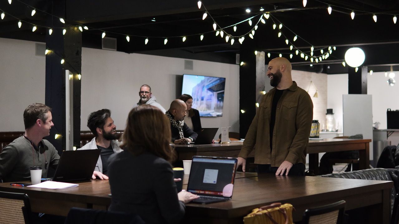 Why Coworking Makes the Perfect Gift (for You and a Friend)